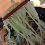 幸楽苑 - 麺リフト