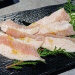 焼肉三松 - 2024年12月　豚トロ【税込880円】