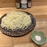 蕎麦切り　稲おか - ゆずきり。塩で食べると柚の香り立ちます