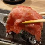 韓の台所 別邸 - 肉握り♪