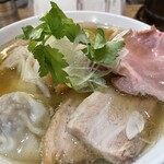 手打ち正麺 Hachimitsu - 