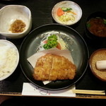 とんかつあさくら - 選り抜き特上ロースとんかつ定食2,100円税込