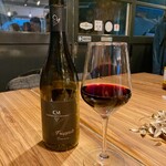 シチリア屋 - 空ボトルを添えて