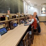 資さんうどん - 店舗内観