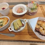 フライヤーズテーブル - 