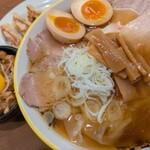 ワンタンメンの満月 - 