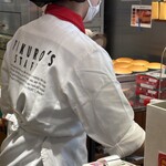 りくろーおじさんの店 なんば本店 - 