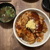 豚丼郷土料理　鴨川