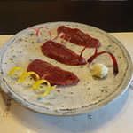 柚木元 - 鹿肉の刺身（絶品）
