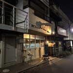 シチリア屋 - 渋めの外観