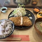 hi-na-ta2072 - ご飯は白米の他、雑穀米が選べる