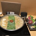 博多もつ鍋おおやま - 