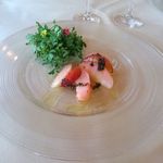 夏のメニュー前菜　　　　桃がさわやか