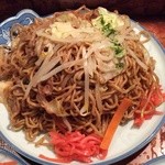 ＹＵＫＩ - 焼きそば　　　　　　　　　　　貸切で忘年会した。
