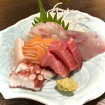 きし本 - お造り盛り合わせ1650円