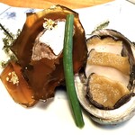 うなぎ亭 友栄 - 蝦夷アワビの二種盛り　税込3,000円   今が旬