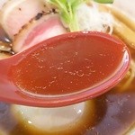中華そば麦右衛門 - むぎえもん中華そば　スープ