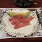 ル・シャレー - スイスハムとメロン