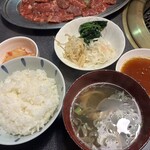 大満 - カルビ定食