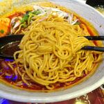 四川厨房 随苑 - 麻婆麺セット900円（ランチは、鶏唐揚げ３個、炒飯ほか食べ放題）