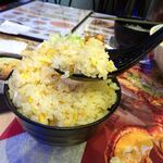 四川厨房 随苑 - 麻婆麺セット900円（ランチは、鶏唐揚げ３個、炒飯ほか食べ放題）