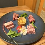 Yakiniku Wabi Sabi Hozenji Yokocho Ten - 