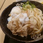 はなまるうどん - 料理写真:塩豚温玉ぶっかけ (温玉オン)
