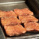 焼肉 ジャンボ - 