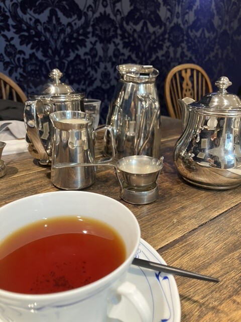 Tea Room Grand Tour （ティールーム グランドツアー） - 谷町九丁目