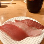 廻鮮寿司 塩釜港 - マグロ三種