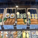 八千穂寿司 - ショーウィンドウに無いが1個¥150-で販売アリ 3/5