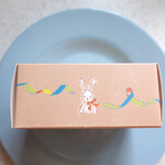 鎌倉菓子 鎌倉五郎本店 - 箱の側面にもウサギ