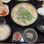 博多もつ鍋 やま中 銀座店 - 