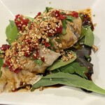 酒笑歓亭 - よだれ鶏     900円