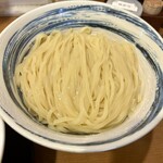 麺や 二鷹 - 塩つけそば大（300g）¥1300
            麺は中太平麺ストレート