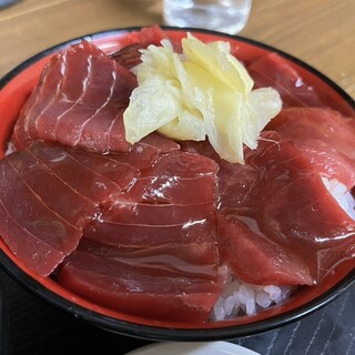 朝市新鮮広場うおすい_1