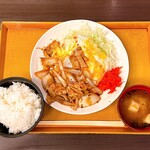 ぶたたま食堂 - 名物トンちゃん焼き定食
