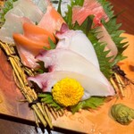 個室 紀州備長炭 炭焼き地鶏 本陣 - 