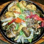 MAKYE AME 玛吉阿米 - ヤクステーキ