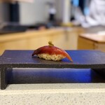 神楽坂 鮨 弥栄 - 鰤の漬け　大好き