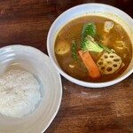 レッドチリ - チキンスープカレー