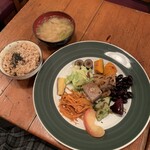 ＭＯＭＩＮＯＫＩ ＨＯＵＳＥ - 