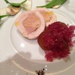 フォアグラと鶏胸肉のルーロー フレッシュレーズンのゼリー