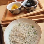 松川 - 御飯のお供に…イクラ、生カラスミ、海苔、ちりめん山椒