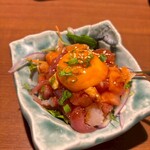 個室 紀州備長炭 炭焼き地鶏 本陣 - 