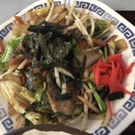 AS食堂 - 肉も野菜もたっぷり