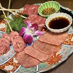 肉の頂 - 上タン塩・ネギ串