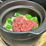 肉の頂 - 名物 ノジマ屋土鍋