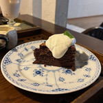 iris cafe - 