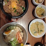 韓美膳 - 料理写真:ガーリック石焼き牛カルビビビンパ＆冷麺セット